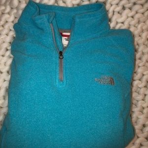 Good condition the north face pullover